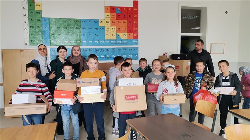 BiH: Učenici osnovne škole iz Željeznog Polja prikupili igračke za vršnjake u Turkiye
