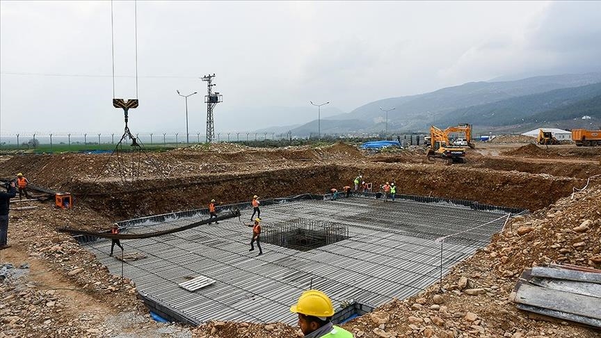 Li 11 bajarên ku erdhejê bandor lê kiriye çêkirina 46 hezar û 300 avahiyan dest pê kir