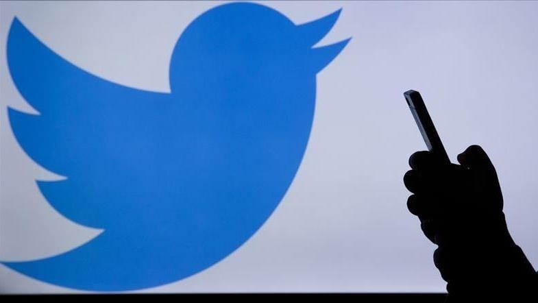 3 QUESTIONS - Twitter's 'For you' impositions and perception operations