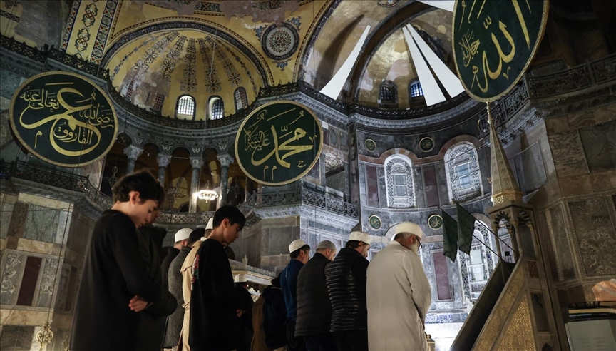 Le Ramadan a commencé jeudi dans 27 pays islamiques
