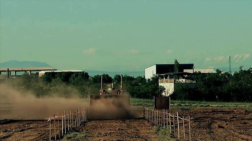Turkish defense authorities ink deal for more mine clearing vehicles