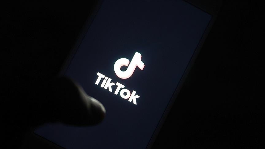 فرنسا تحظر "تيك توك" في هواتف موظفي القطاع العام 