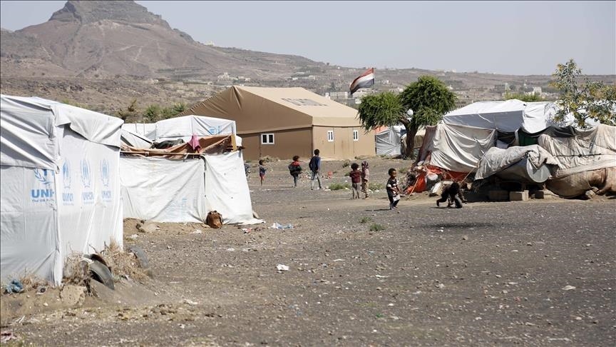 حكومة اليمن: نزوح مئات الأسر جراء "تصعيد حوثي" في مأرب
