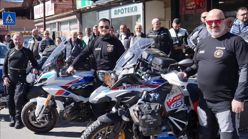 Novi Pazar: Motorima krenuli put Meke i Medine da obave umru