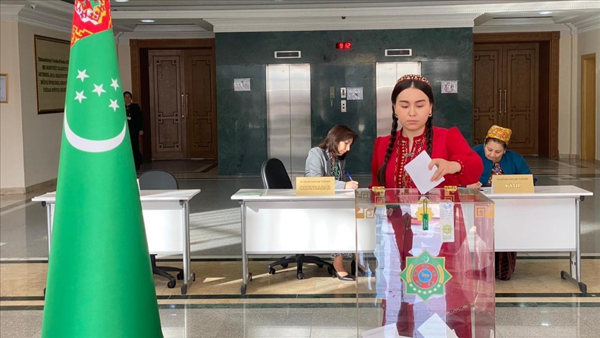 Turkmenistan holds parliamentary elections