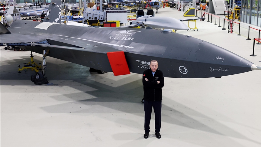 أردوغان يزور مركز تصنيع مسيّرات "بيرقدار"