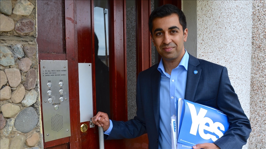 Scottish Parliament elects Humza Yousaf as first minister