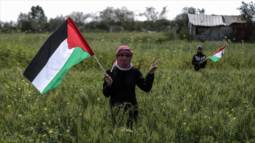 غزة.. فلسطينيون يحيون الذكرى 47 لـ"يوم الأرض"