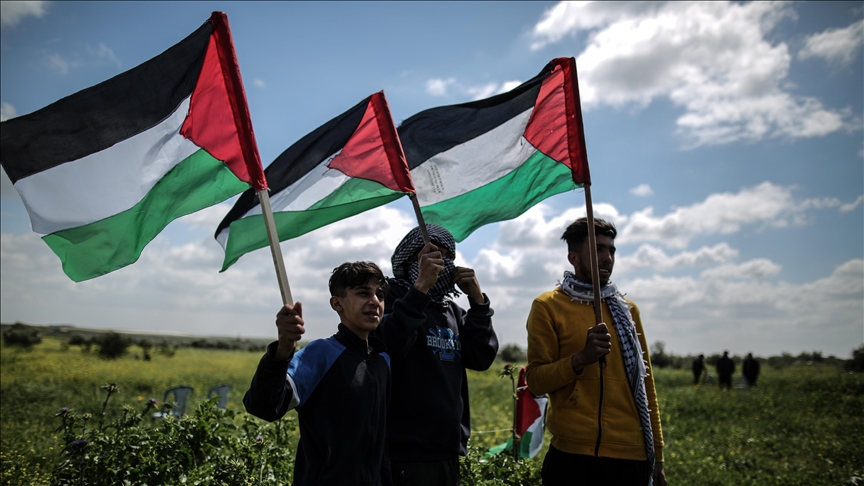 Gazze'nin farklı bölgelerinde "ulusal birlik" vurgusuyla 47. Toprak Günü etkinlikleri düzenlendi