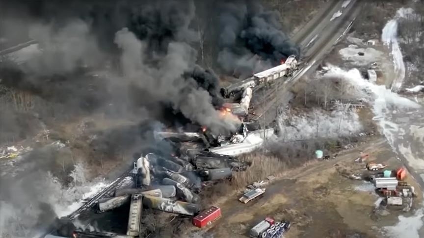 ABD Adalet Bakanlığı, Ohio'da çevre felaketine yol açan tren kazası için demir yolu şirketine dava açtı