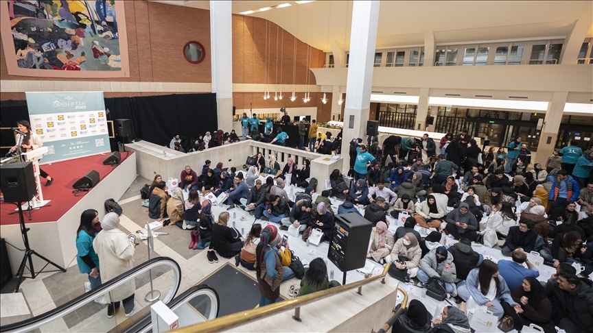 British Library hosts Open Iftar event