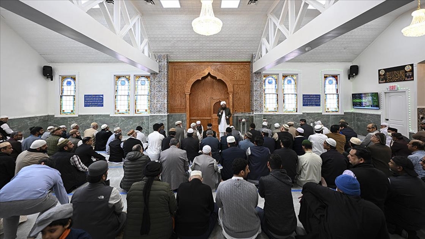 ABD’nin tarihi kasabasında ramazanda camiden ezan sesi yükseldi