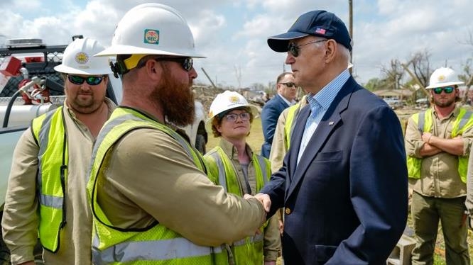 Biden visits tornado-hit Mississippi