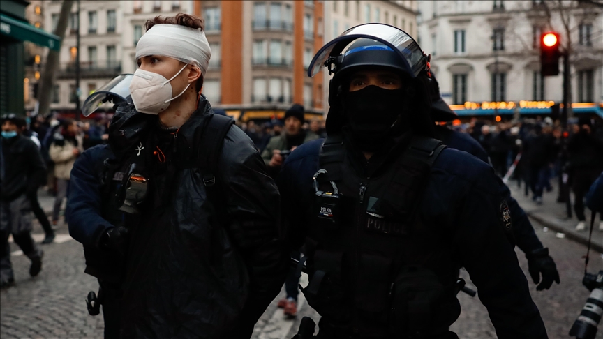 Hundreds of complaints filed for arbitrary arrests during protests in France