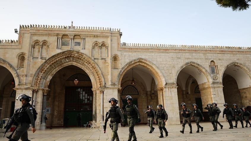 Palestinians condemn Israel’s closure of Jerusalem’s Al-Aqsa gates amid tension