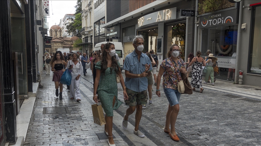 Greece expects new wave of price hikes in essential goods