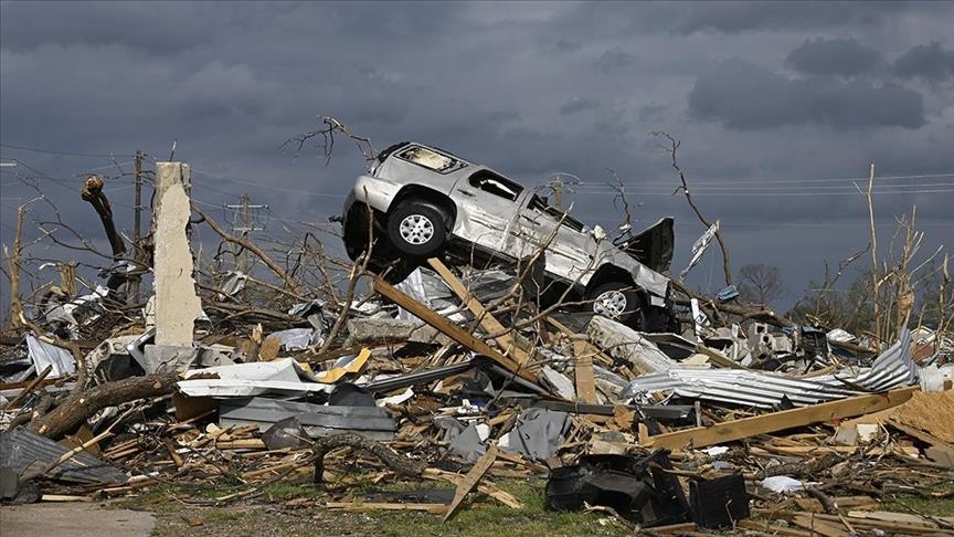Tornadoes that ravage US kill at least 26