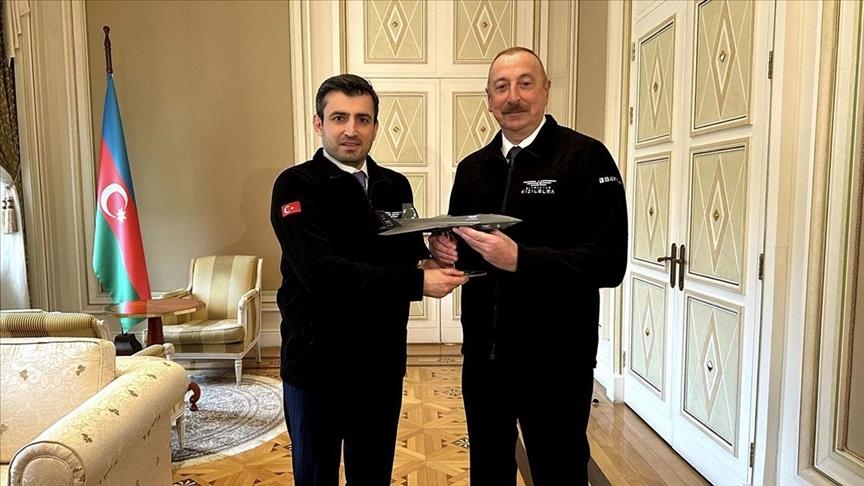 Azerbaijani president receives head of Turkish defense company Baykar