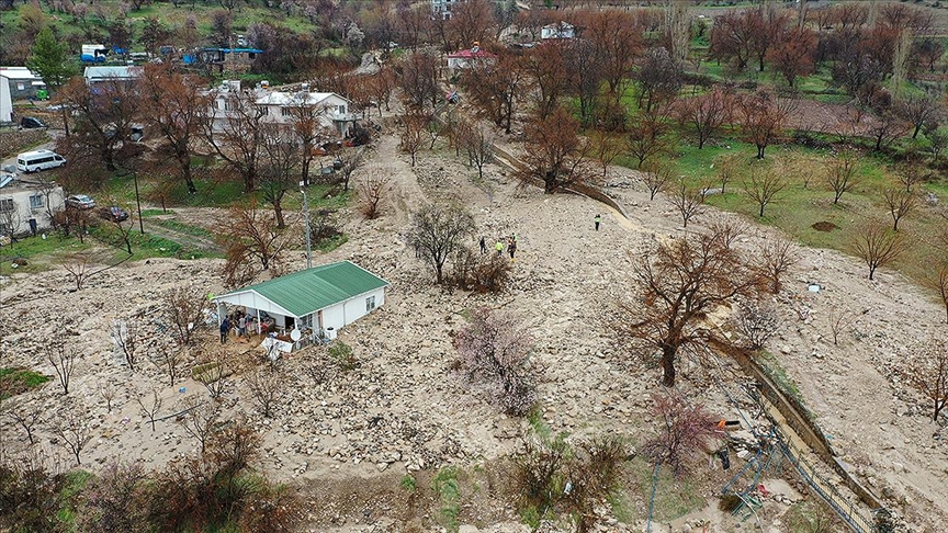 Kahramanmaraş merkezli depremlerin ardından 2 bin 826 heyelan oldu