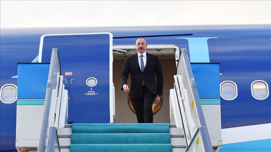 Президент Азербайджана прибыл с госвизитом в Таджикистан