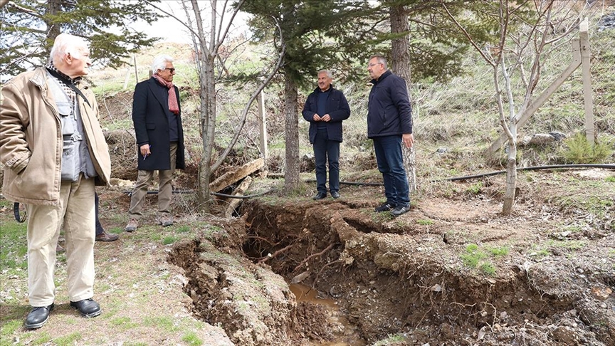 Gazi Üniversitesi Öğretim Üyesi Prof. Dr. Pampal'dan Savrun Fayı değerlendirmesi