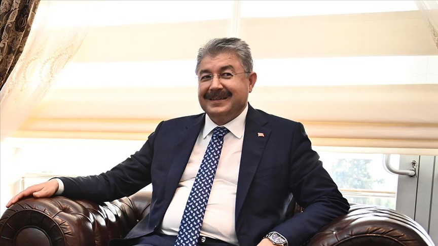 Osmaniye Valisi Yılmaz: Asırlık çınarımız AA, her koşulda fedakarca çalışarak Türk basınının gurur kaynağı olmuştur