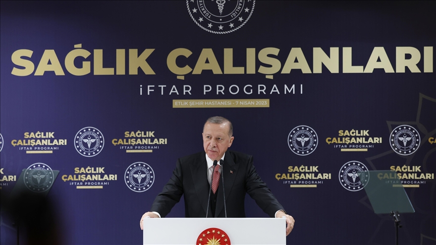 Cumhurbaşkanı Erdoğan: Söz verdiğimiz tüm projeleri tam zamanında bitirip hizmete açacağız
