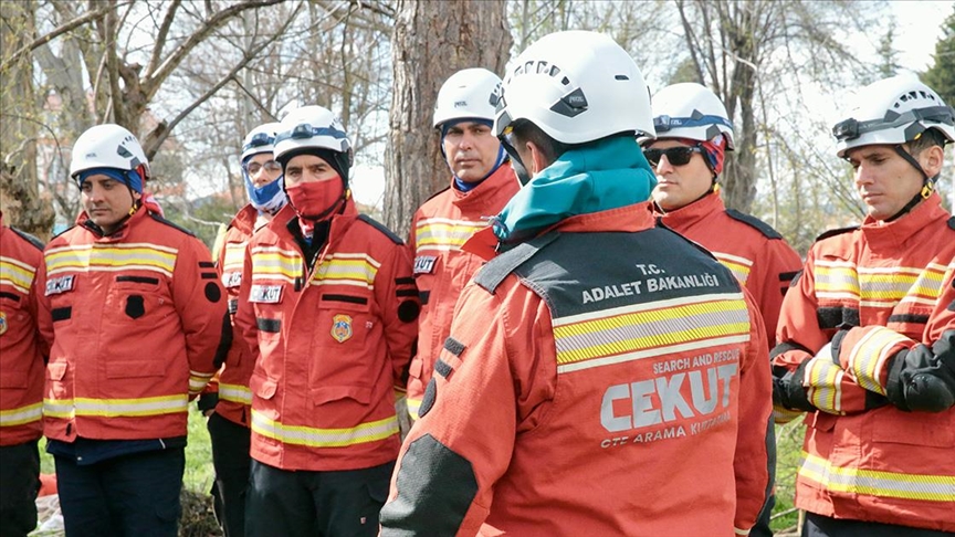 CEKUT personeli eğitimlerle afetlere hazır hale geliyor