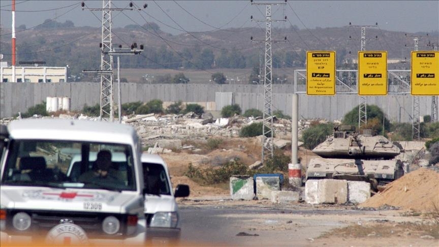 L'armée israélienne cible 4 sites du Hamas et un tunnel à Gaza