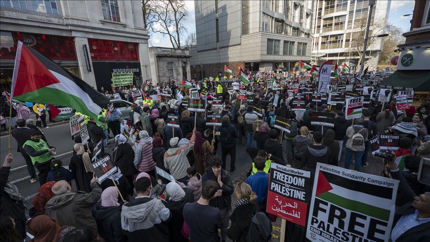 London protest demand Israel end attacks on Al-Aqsa Mosque