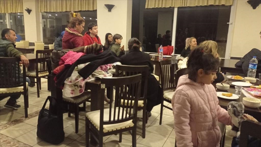 Українські сироти та турецькі жертви землетрусу живуть солідарно, а волонтери надають притулок