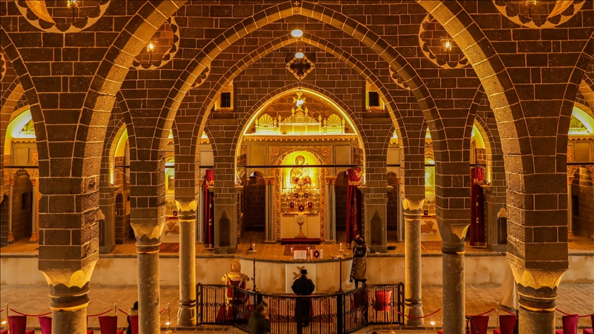 Historic Armenian church in Türkiye celebrates Easter 8 years after suffering terrorist PKK damage