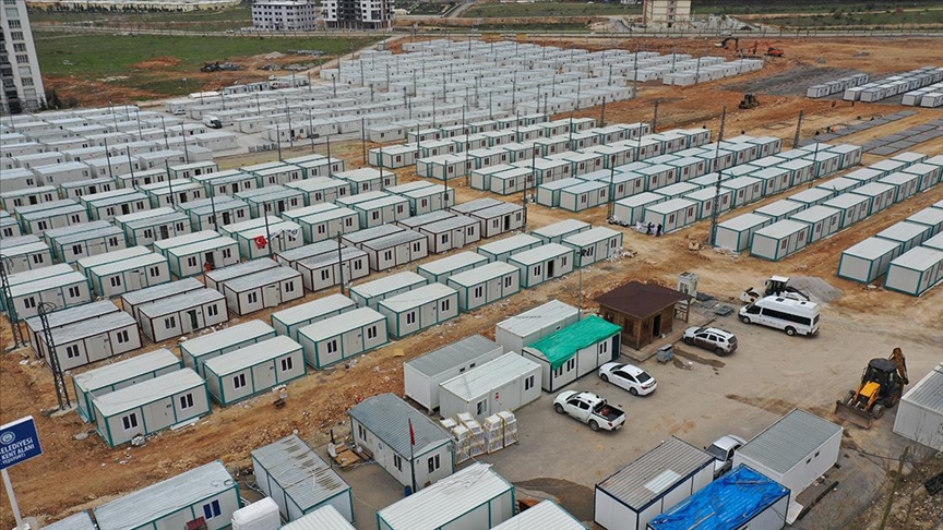 Malatyalı depremzedeler için el birliğiyle konteyner kentler oluşturuluyor