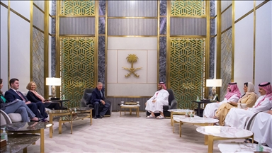 السيناتور الأمريكي، ليندسي جراهام يلتقي محمد بن سلمان في السعودية