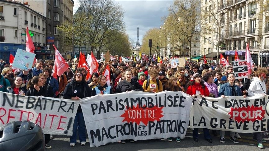 Clashes as new wave of pension protests sweeps France