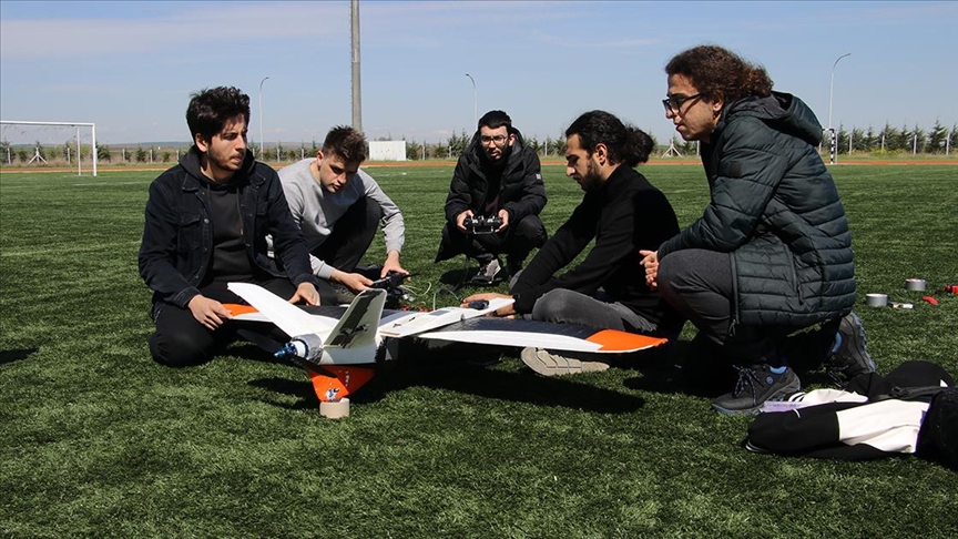 Tekirdağ'da üniversiteliler tasarladıkları "Müfettiş Bükrek" ile TEKNOFEST'te birinciliği hedefliyor