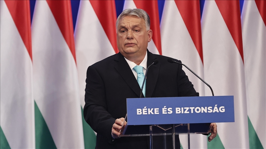Macront visszhangozva a magyar miniszterelnök azt mondta, Európának a „saját érdekeinket” kell szem előtt tartania.