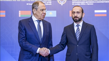 Russian, Armenian foreign ministers discuss efforts to normalize Baku-Yerevan ties