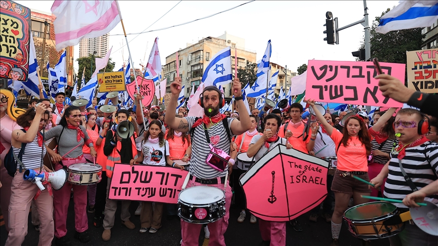 Thousands of Israelis demonstrate against judicial overhaul plan for 15th week