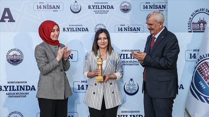Sağlık Bilimleri Üniversitesinin "Vefa" ve "4. Şahane Medya" ödülleri sahiplerini buldu