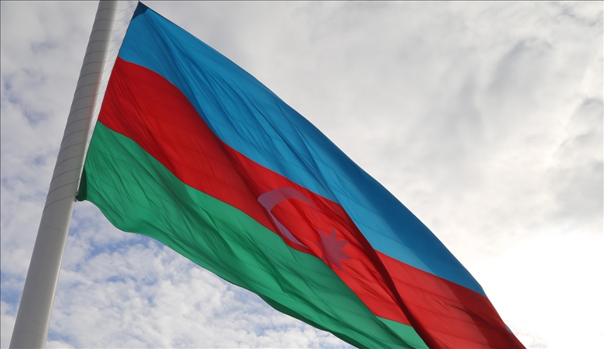 Azerbaiyán retira su delegación del Campeonato Europeo de Halterofilia tras la quema de su bandera