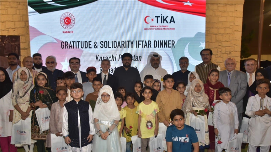 Türkiye's state aid agency hosts 'solidarity' iftar in Pakistan