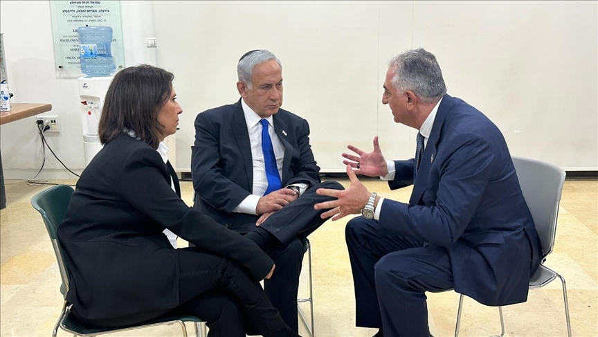 Son of Iran’s deposed Shah visits Israel, meets with Netanyahu