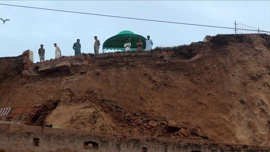 Massive landslide in Pakistan buries trucks near Afghan border, 2 killed