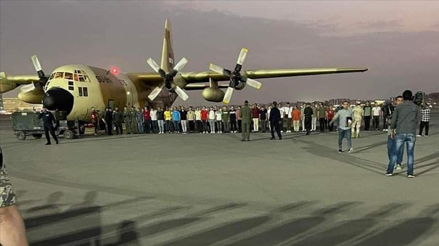 عودة أول دفعة من جنود مصر "المحتجزين" بالسودان والثانية خلال ساعات