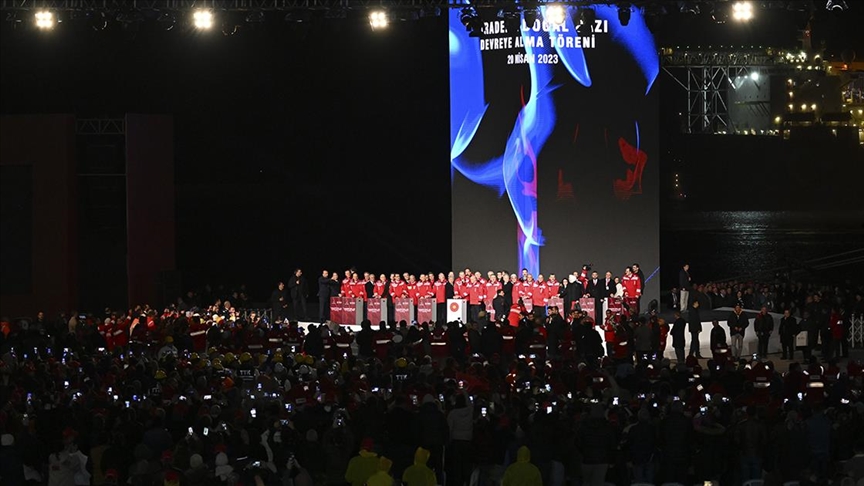 Karadeniz doğal gazı Cumhurbaşkanı Erdoğan'ın yaktığı meşale ile karaya ulaştırılmaya başladı