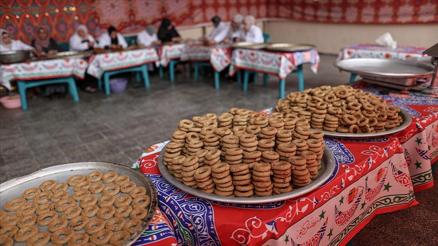 كعك العيد.. مصدر فرحة للأيتام في غزة (تقرير)