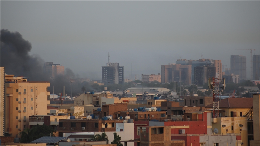 تركيا تجلي مواطنيها من السودان