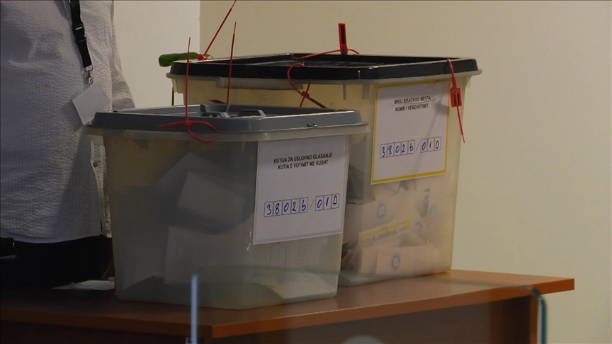 Kosovo Serbs boycott local elections