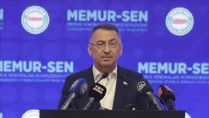Cumhurbaşkanı Yardımcısı Oktay: 500 bine yaklaşan sözleşmeli personelimizin kadroya geçişini sağladık